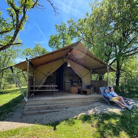 Lodges Du Bois Dodo - Ancien Camping De Bois Redon Septfonds المظهر الخارجي الصورة