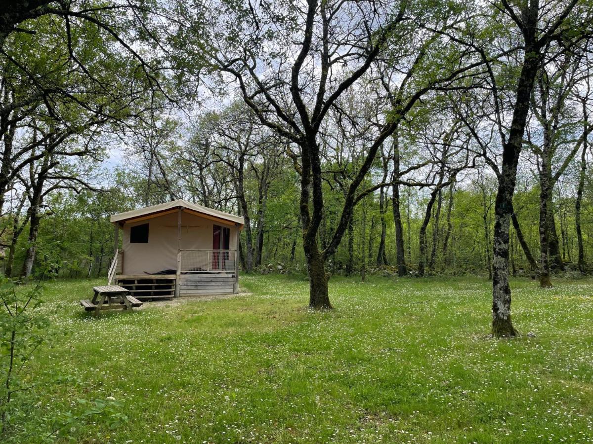 Lodges Du Bois Dodo - Ancien Camping De Bois Redon Septfonds المظهر الخارجي الصورة