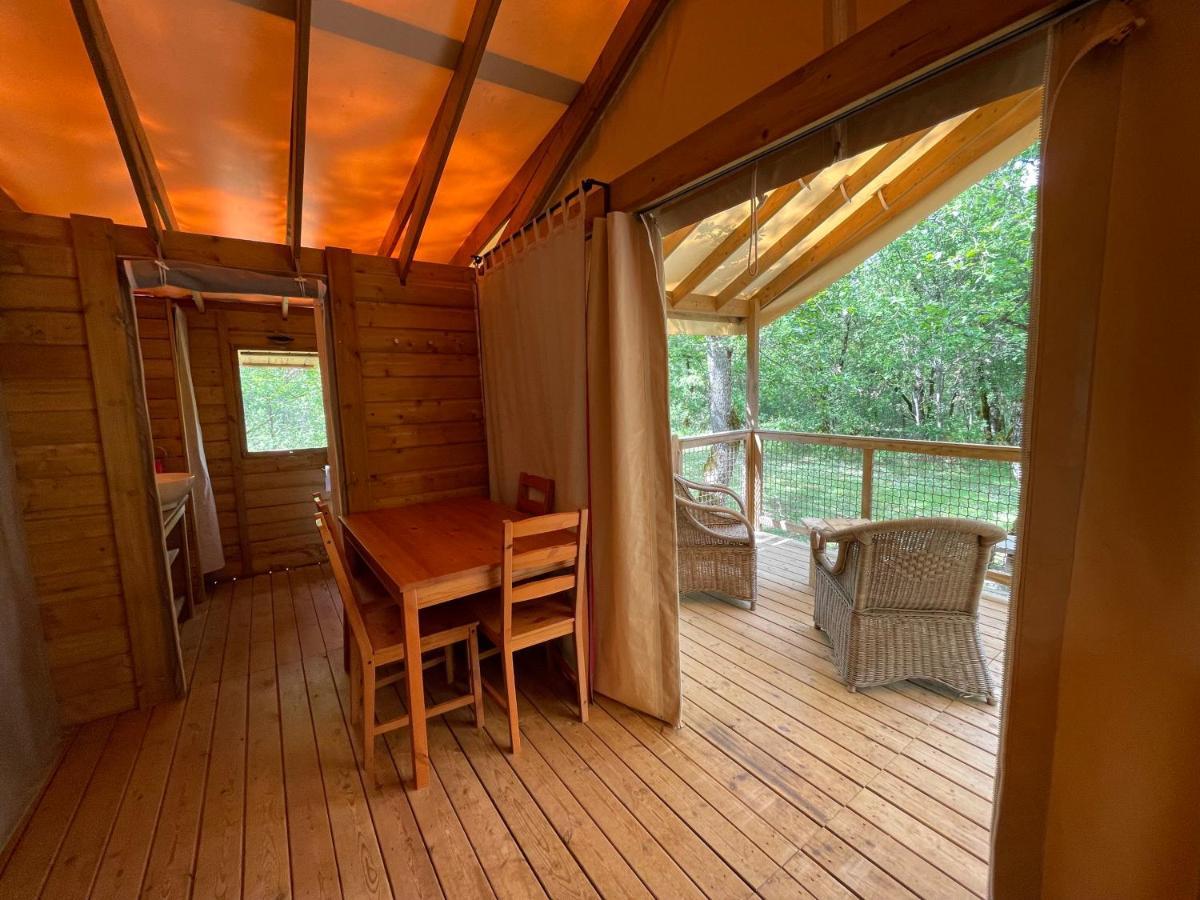 Lodges Du Bois Dodo - Ancien Camping De Bois Redon Septfonds المظهر الخارجي الصورة