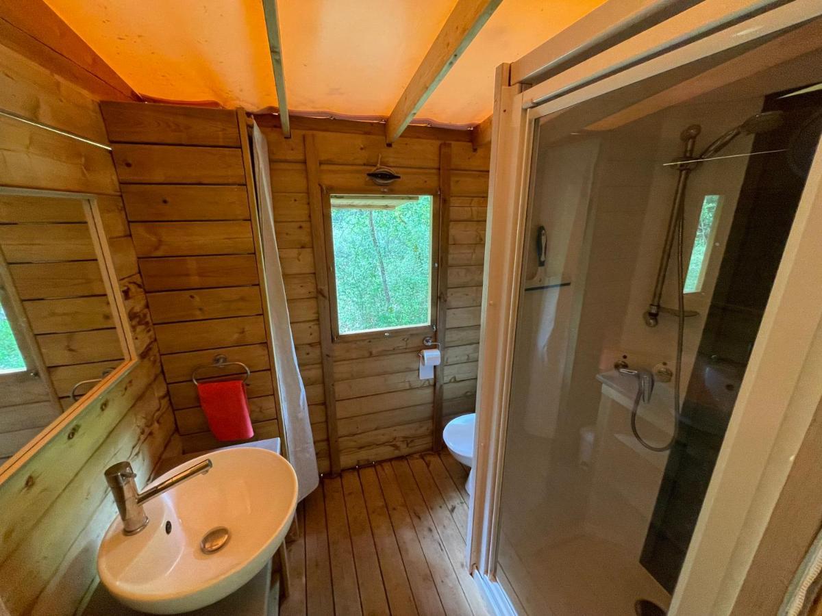 Lodges Du Bois Dodo - Ancien Camping De Bois Redon Septfonds المظهر الخارجي الصورة